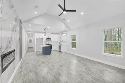 15117 Austin, Willis, TX 77378 - Photo 5