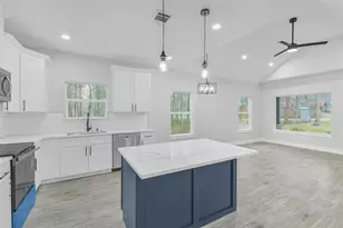 15117 Austin, Willis, TX 77378 - Photo 11