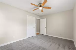 217 W Wilkins St, League City, TX 77573 - Photo 15