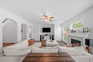 18210 Juniper Creek Ln, Cypress, TX 77429 - Photo 9