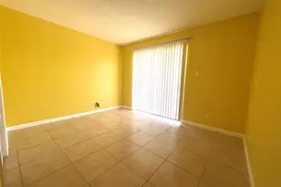 212 Plaza Verde Dr, Houston, TX 77038 - Photo 7