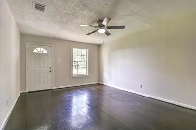 704 Grafton Street, La Marque, TX 77568 - Photo 3