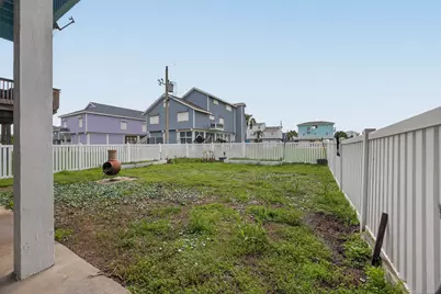 13649 Pirates Beach Boulevard, Galveston, TX 77554 - Photo 31