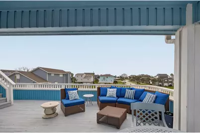 13649 Pirates Beach Boulevard, Galveston, TX 77554 - Photo 17