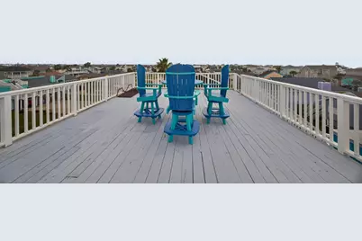 13649 Pirates Beach Boulevard, Galveston, TX 77554 - Photo 19
