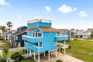 13649 Pirates Beach Blvd, Galveston, TX 77554 - Photo 1
