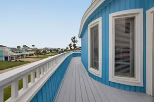13649 Pirates Beach Blvd, Galveston, TX 77554 - Photo 15