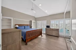 13649 Pirates Beach Blvd, Galveston, TX 77554 - Photo 21