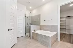 912B W 21st St, Houston, TX 77008 - Photo 19