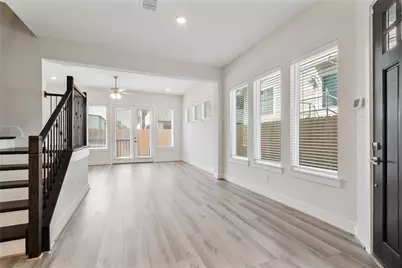 912B W 21st Street, Houston, TX 77008 - Photo 5