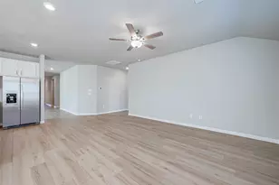 1864 Canyon Live Oak St, Conroe, TX 77304 - Photo 15