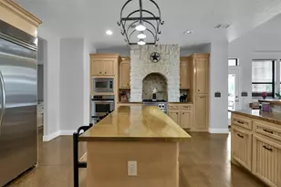 12411 Maggie Ln, Willis, TX 77318 - Photo 23