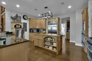 12411 Maggie Ln, Willis, TX 77318 - Photo 21