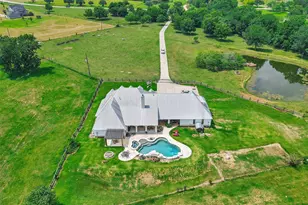 12411 Maggie Ln, Willis, TX 77318 - Photo 7