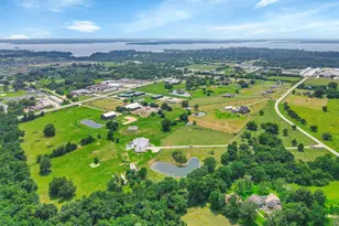 12411 Maggie Ln, Willis, TX 77318 - Photo 5