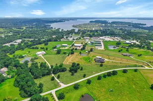 12411 Maggie Ln, Willis, TX 77318 - Photo 3