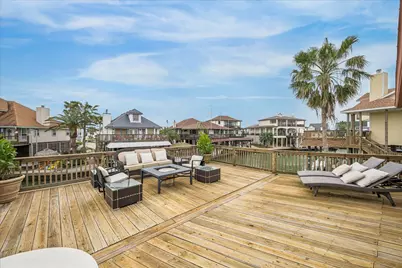 115 Bamaku Bend, Galveston, TX 77554 - Photo 33