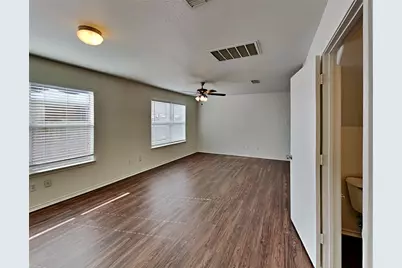 9514 Chapelstone Court, Houston, TX 77044 - Photo 5