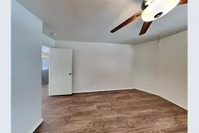 9514 Chapelstone Court, Houston, TX 77044 - Photo 9