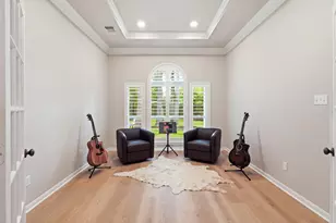 34 Gallant Oak Pl, The Woodlands, TX 77381 - Photo 5