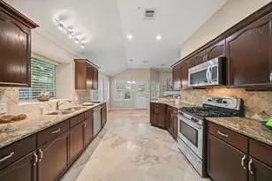 223 W New Meadows Dr, Sugar Land, TX 77479 - Photo 3