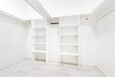 11711 Memorial Drive #129, Houston, TX 77024 - Photo 5