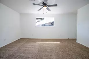 1639 Castle Creek Dr, Missouri City, TX 77489 - Photo 11