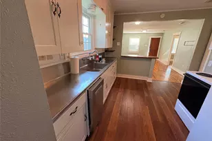 510 Hicks St, Tomball, TX 77375 - Photo 7