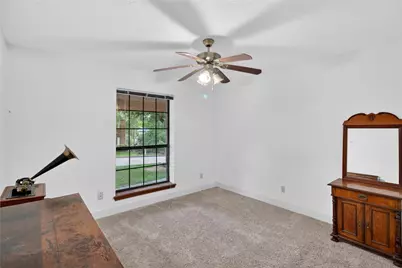 107 Greenbriar Drive, Conroe, TX 77356 - Photo 33