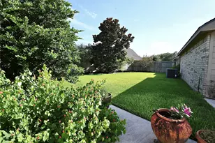 8163 Dune Brook Dr, Houston, TX 77089 - Photo 35