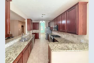 801 Walnut Pointe, League City, TX 77573 - Photo 9