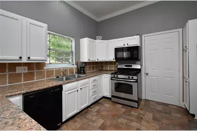 504 Green Street, Baytown, TX 77520 - Photo 7
