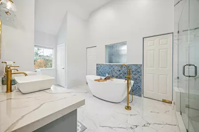 1502 Whispering Pines Drive, Houston, TX 77055 - Photo 29