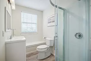 1502 Whispering Pines Dr, Houston, TX 77055 - Photo 45