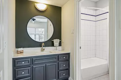 1502 Whispering Pines Drive, Houston, TX 77055 - Photo 43