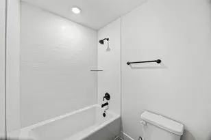 2289 N Post Oak Cir, Dayton, TX 77535 - Photo 19