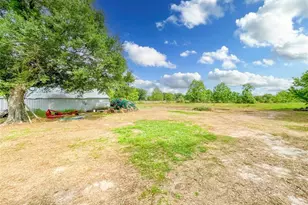 15869 Brush Island Rd, Winnie, TX 77622 - Photo 23