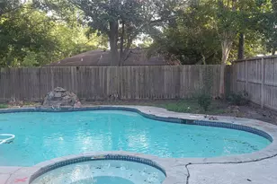 4629 Cedar Oaks Ln, Bellaire, TX 77401 - Photo 1
