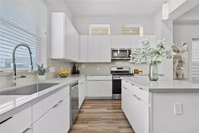 1254 N Post Oak Road #A, Houston, TX 77055 - Photo 9