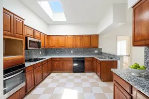 8326 Rustling Lvs Dr, Houston, TX 77083 - Photo 9