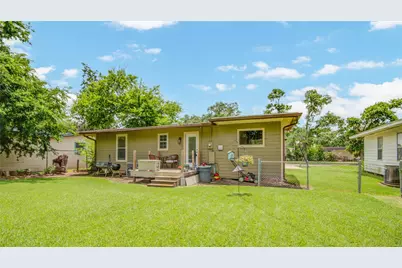 103 Jasmine Street, Lake Jackson, TX 77566 - Photo 25