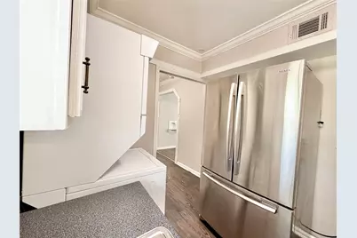 218 W 15th Street #L, Houston, TX 77008 - Photo 7