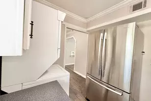 218 W 15th St, Houston, TX 77008 - Photo 7