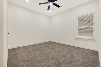 8217 Tareyton Lane, Houston, TX 77075 - Photo 23