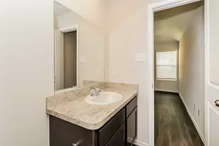 2146 Middle Rdg Dr, Conroe, TX 77301 - Photo 9