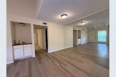 5711 Sugar Hill Drive #26, Houston, TX 77057 - Photo 7