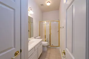 25210 Cinco Manor Ln, Katy, TX 77494 - Photo 9