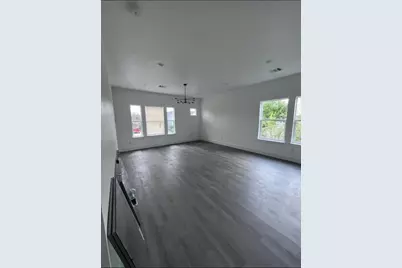 1062 Saint Clair Street, Houston, TX 77088 - Photo 13
