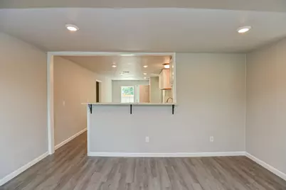 4714 Nichols Street, Houston, TX 77020 - Photo 9