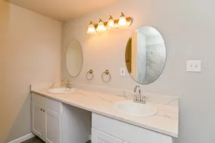 4714 Nichols St, Houston, TX 77020 - Photo 21